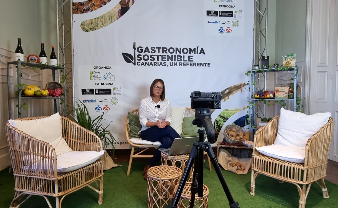 Delia Escobar, concejala de Turismo de La Orotava, en el congreso. | Congreso de Gastronomía Sostenible©