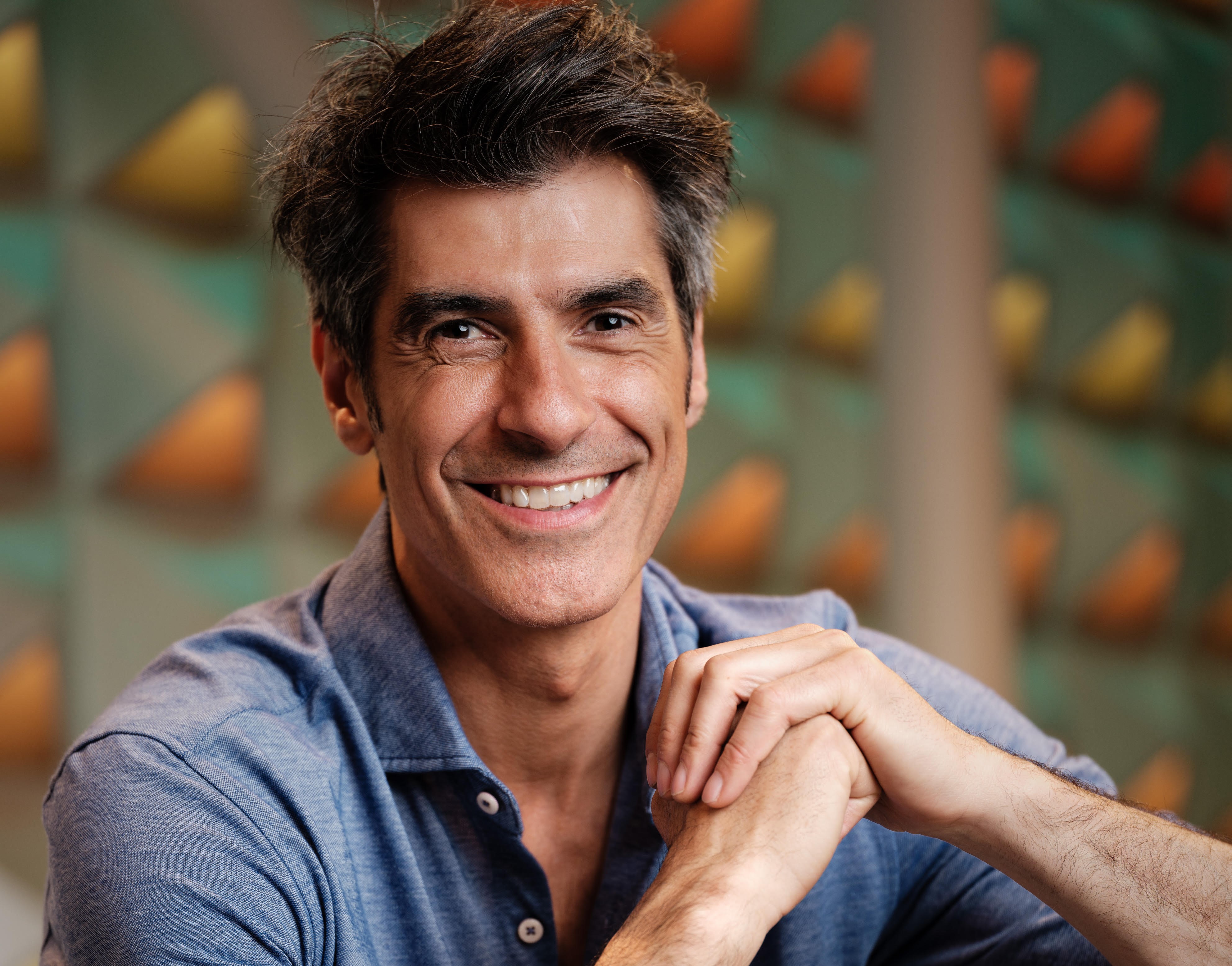 Hablando sobre salud con Fernández The Showroom Mag