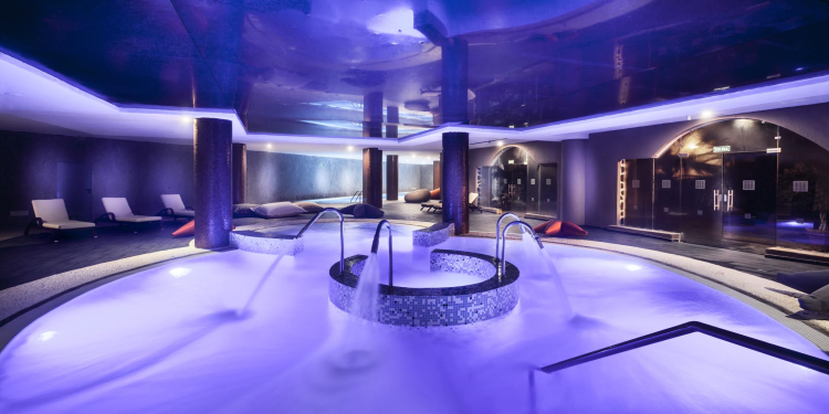 Dreamplace Hotels & Resorts©