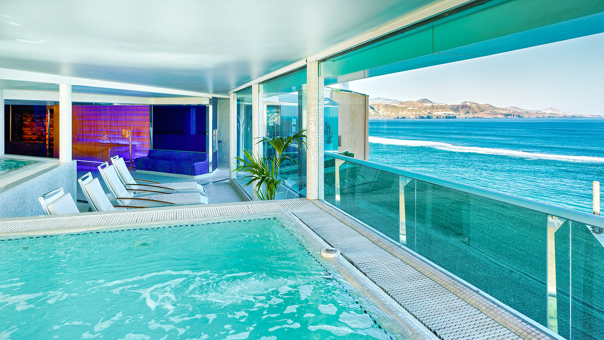 Bull Hotel Reina Isabel & Spa©