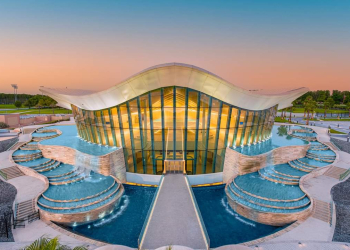 Deep Dive Dubai ©