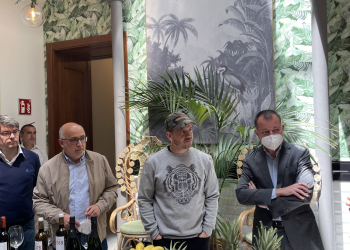 Dabiz Muñoz y el presidente del Cabildo de Gran Canaria, Antonio Morales.