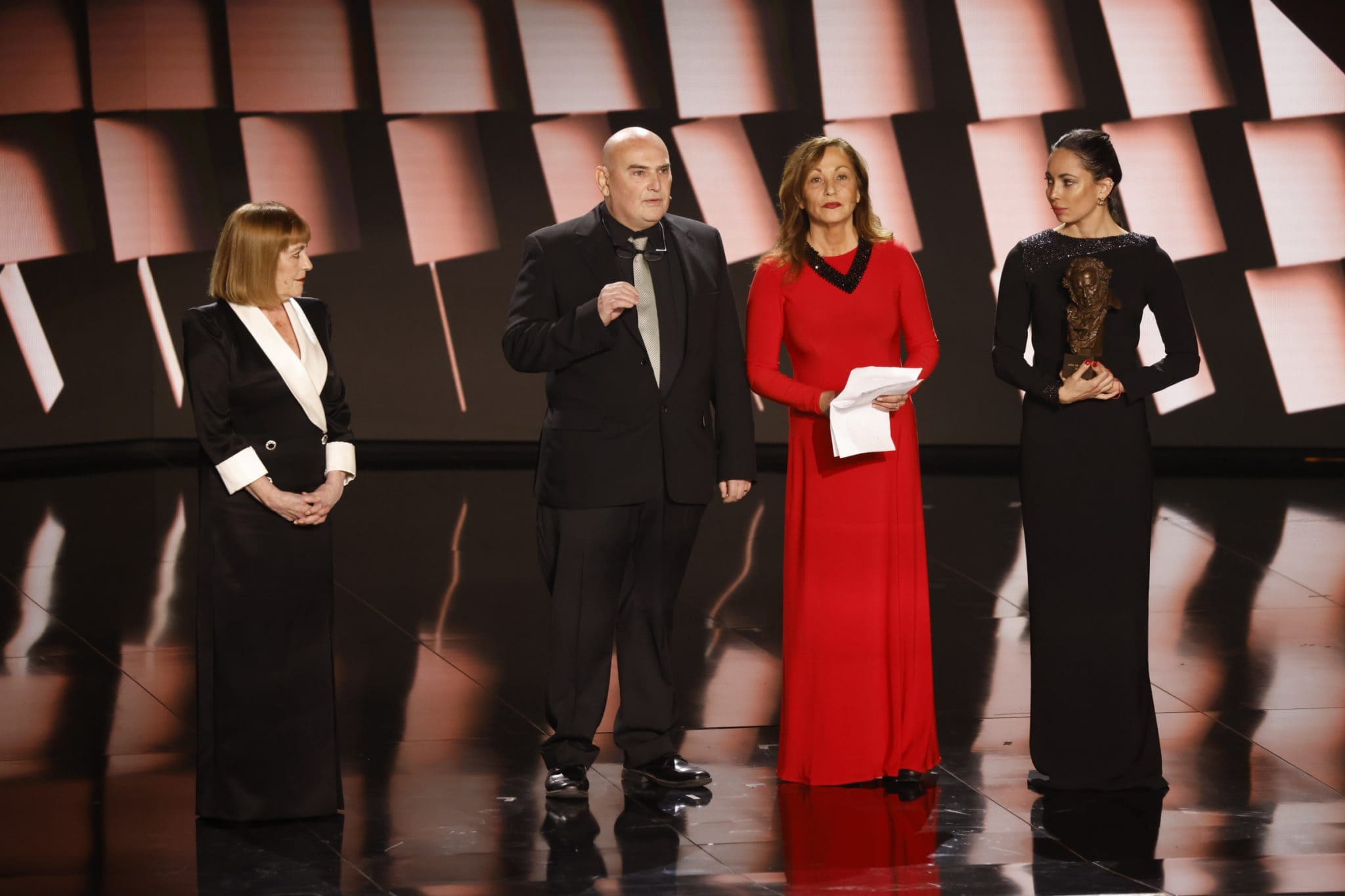 Carlos Saura recibe el Goya de Honor