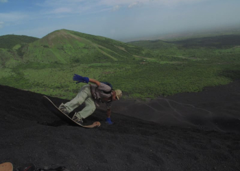 Esquiar por los volcanes de Nicaragua