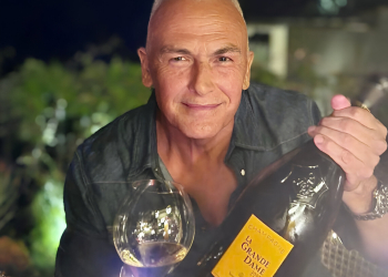 © The Ambassador MHE