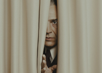 Diseñador Belenciaga serie Disney+