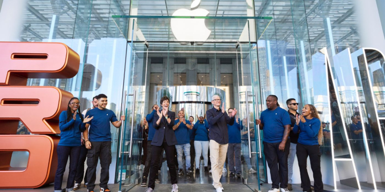 © Apple
