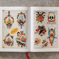 © TASCHEN